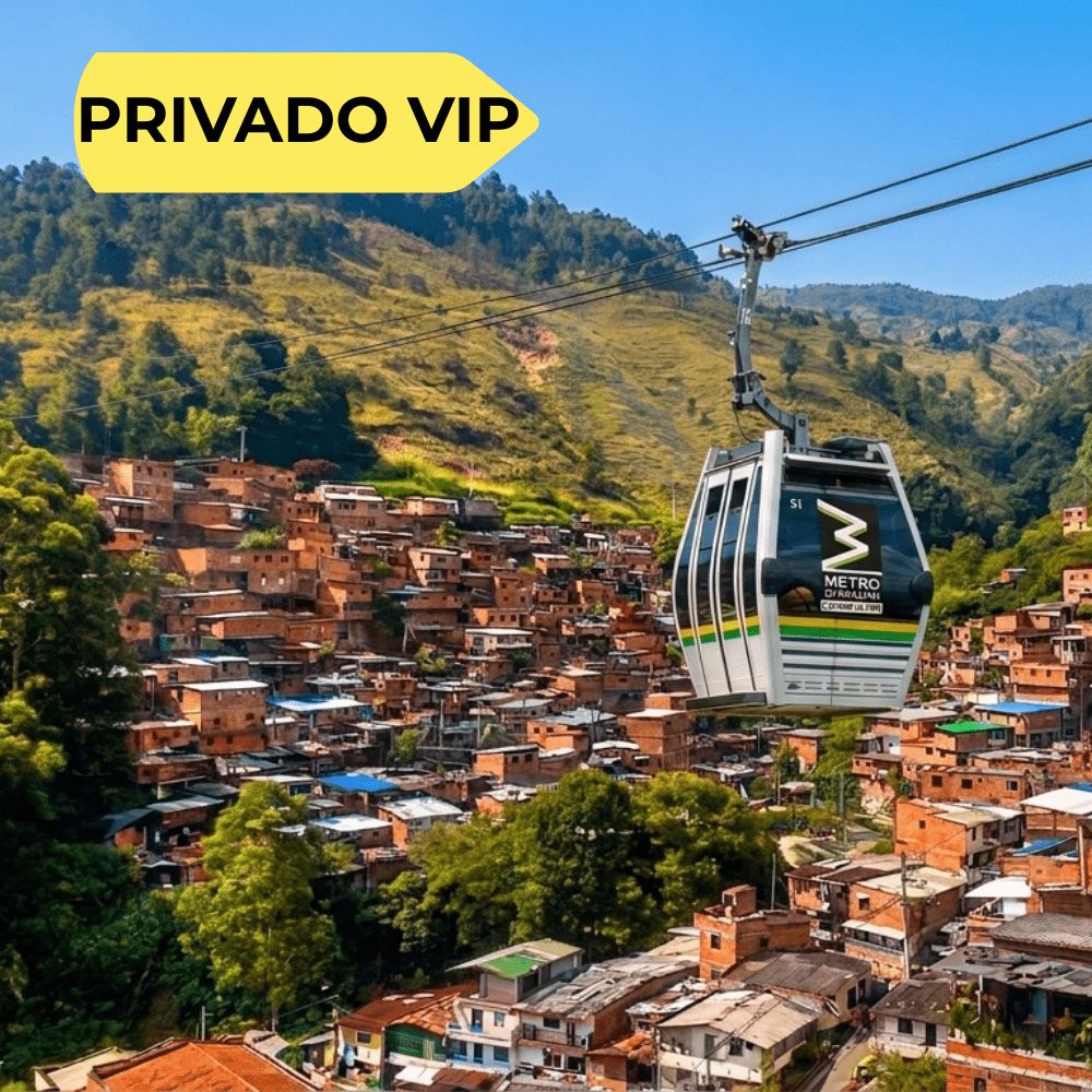 Medellín Ciudad de Contrastes: del centro a La Sierra (privado con recogida)