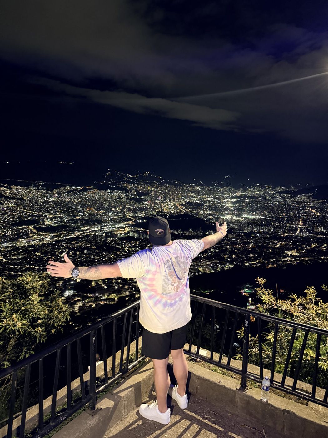Miradores de Medellín: la ciudad de noche